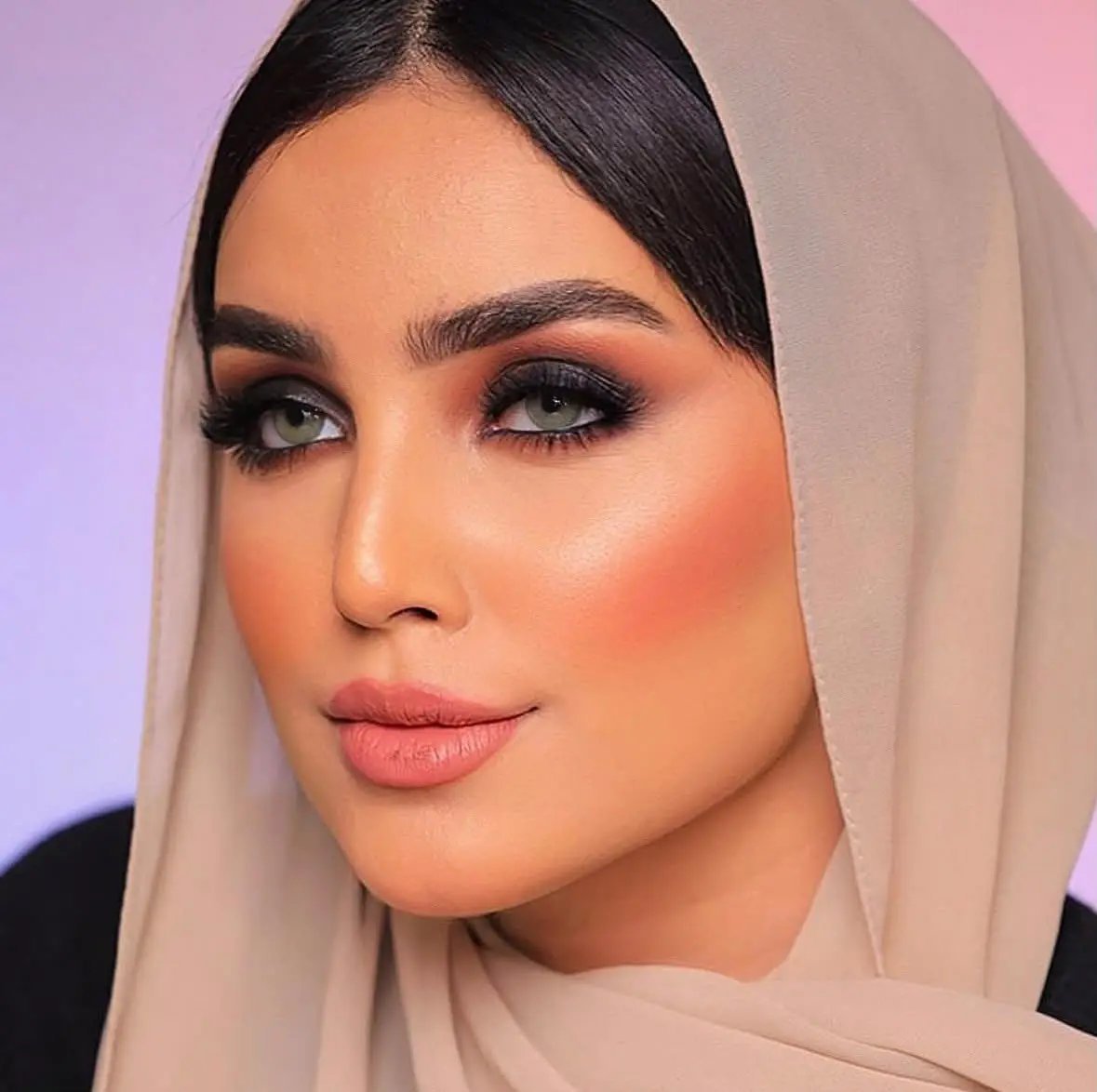 ميكب سموكي ناعم وفخم