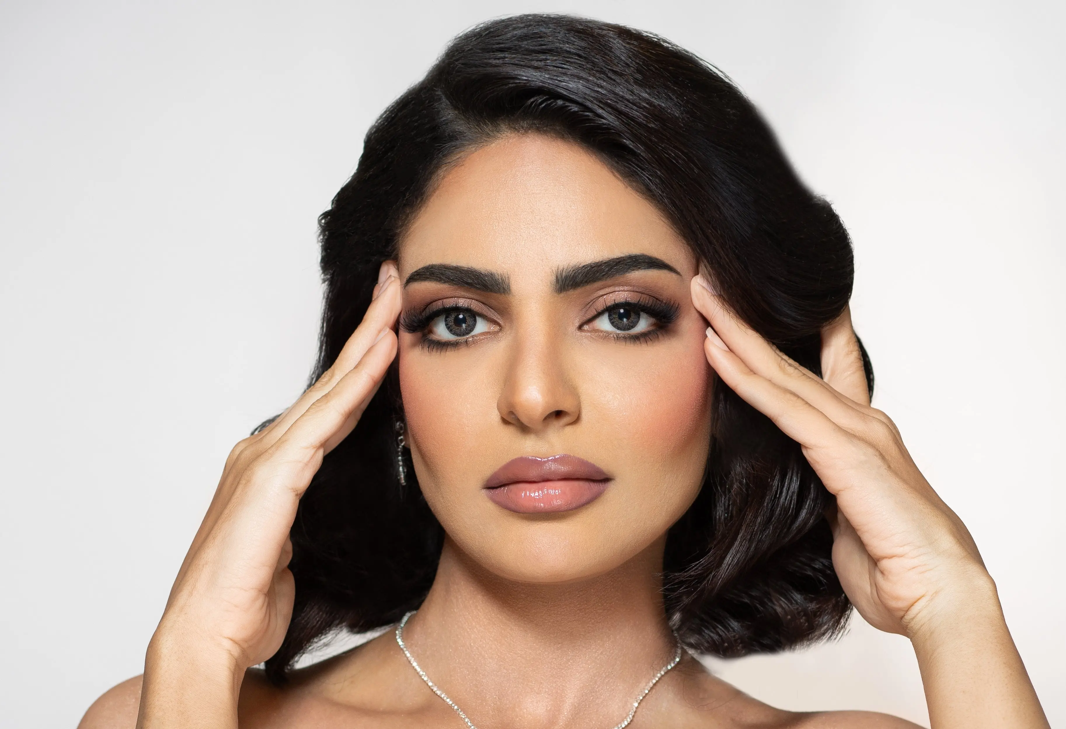 مـــيـــكـــب الـــمـــلـــكـــة 💍